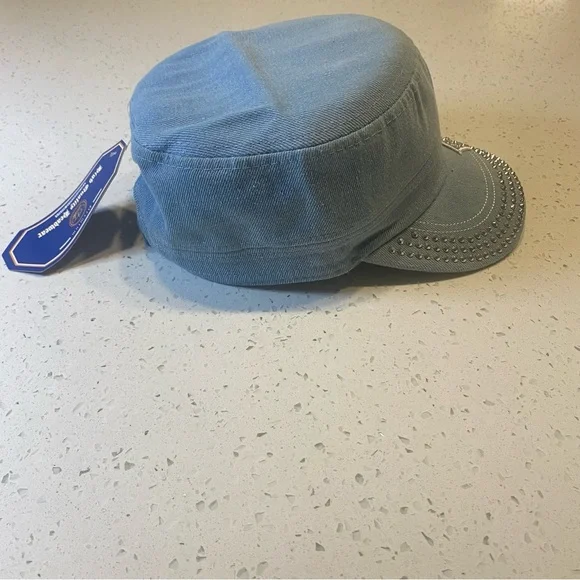 Cross Bling Denim Conductor Engineer Cap Hat Light Wash Denim Black NWT - Picture 4 of 5